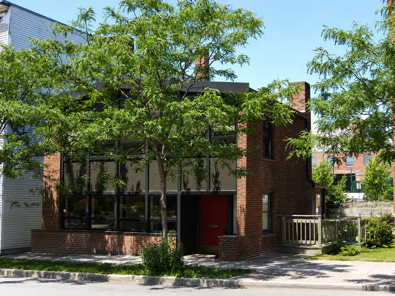 Burlington Condo: 252 College Street, Unit 1