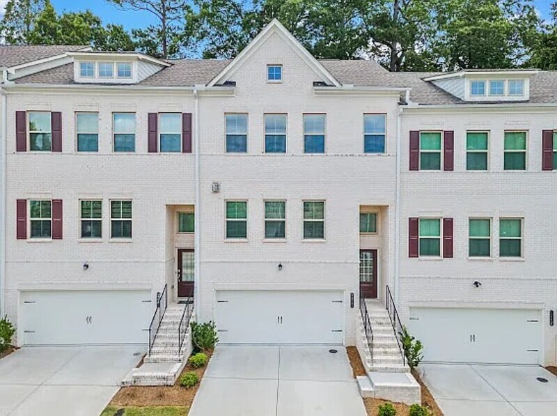Atlanta Townhome: 1829 Lynwood Ln