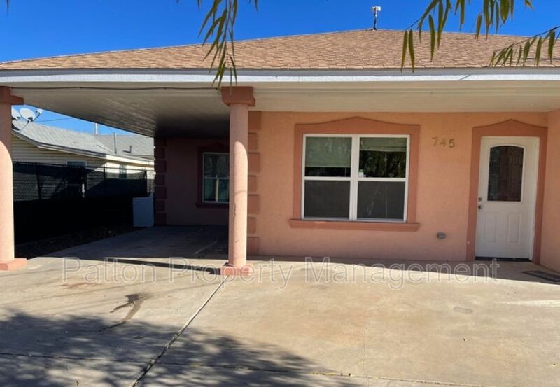 Amarillo Condo: 745 North Aldredge Street