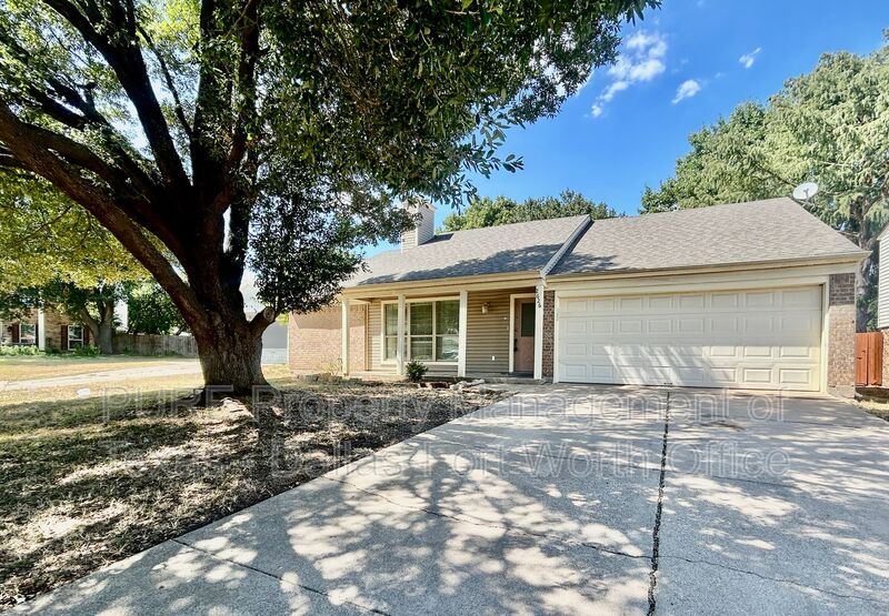 Grand Prairie House: 2626 Bennington Ct