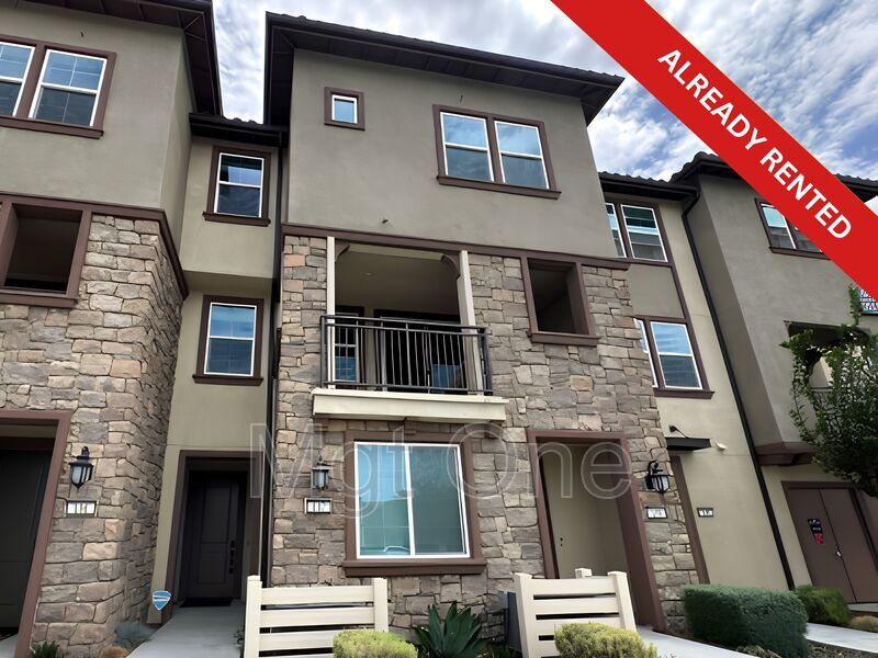 Eastvale Condo: 6111 Victoria Way Unit 107