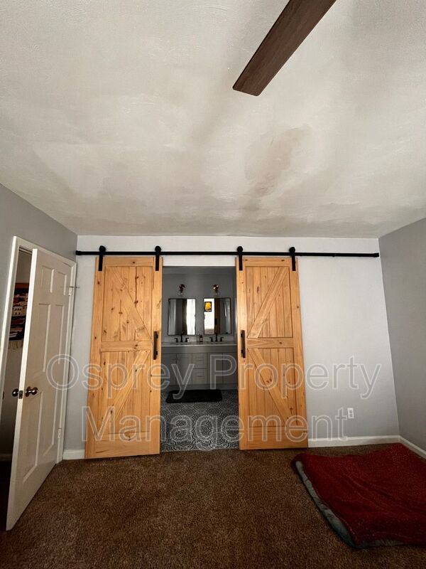 4 bedrooms fully renovated - Photo 15