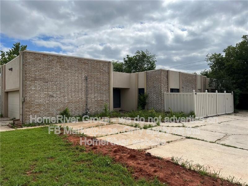 Oklahoma City Condo: 12725 Silver Ln