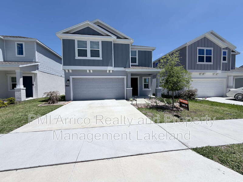 Eagle Lake House: 1799 Foreman Rd