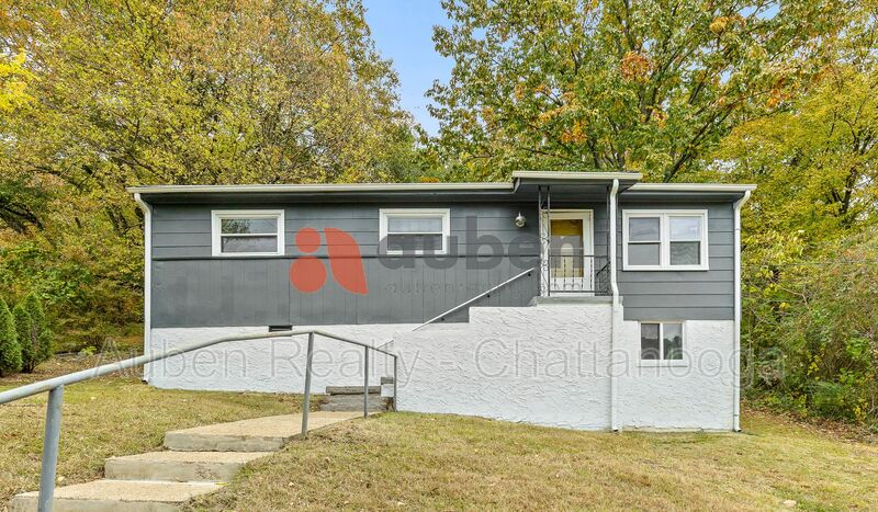 Chattanooga House: 4508 Balcomb Street