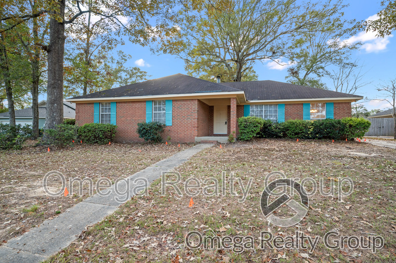 Mobile House: 1230 Richmond Ct