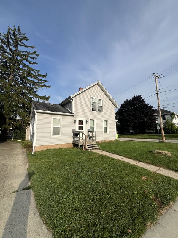 Hartford Condo: 105 South St.