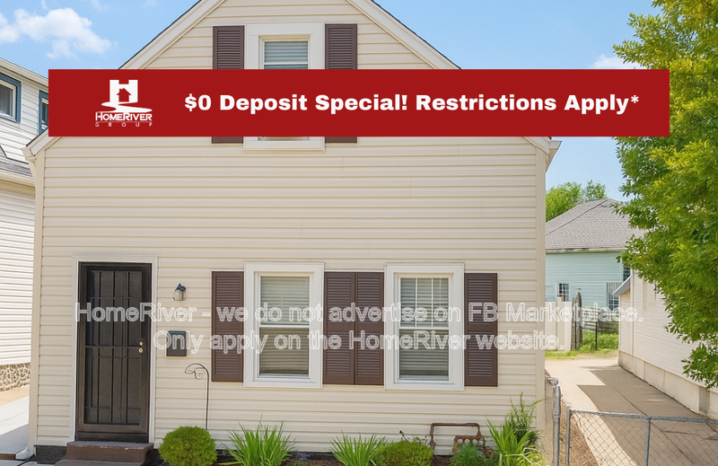 Cleveland House: 1050 E 70th St