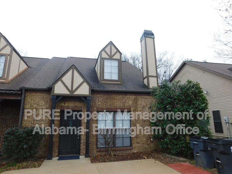 Pelham House: 179 Canyon Trail