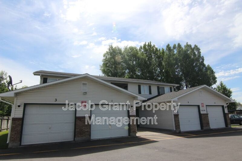 Idaho Falls House: 635 Hoopes Avenue