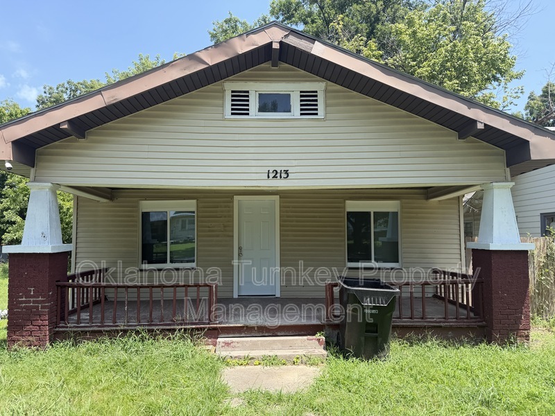 Okmulgee House: 1213 N Alabama St