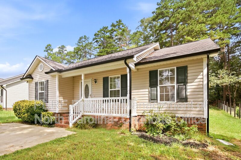 Kannapolis House: 1459 Ontario Dr