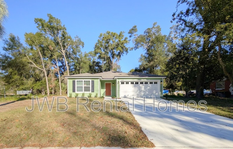 Jacksonville House: 3833 Soutel Dr