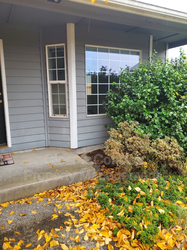 Eugene House: 3611 Berkshire St