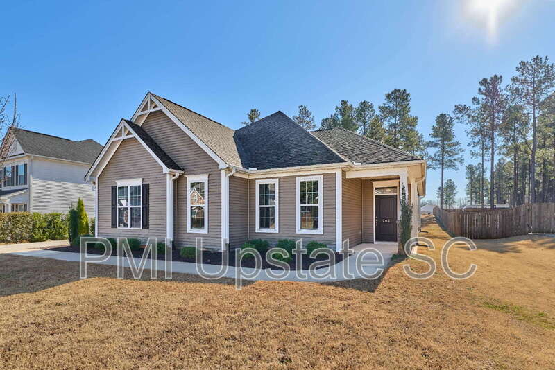 Boiling Springs House: 206 Providence Farm Dr