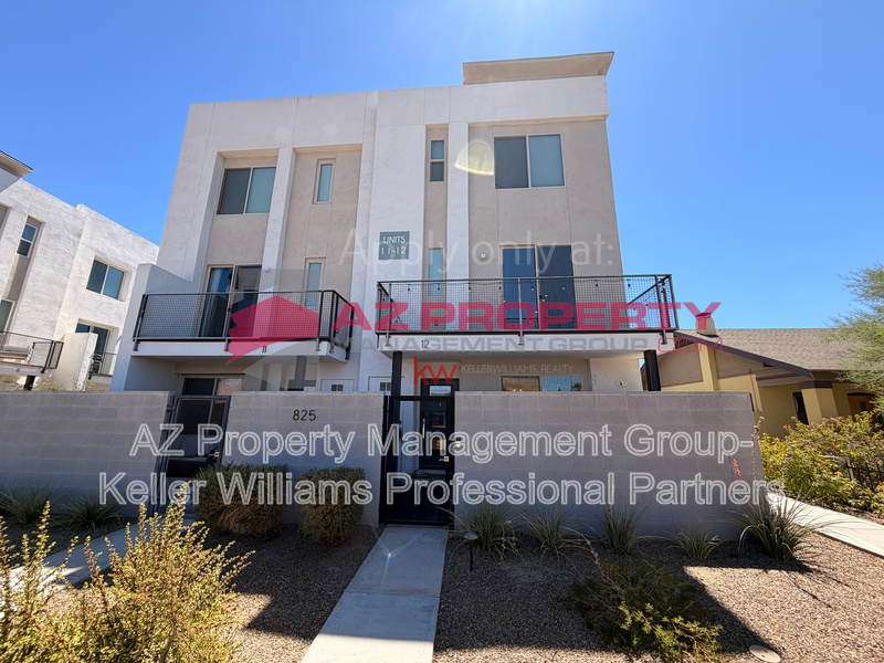 Phoenix House: 825 N 9th Ave