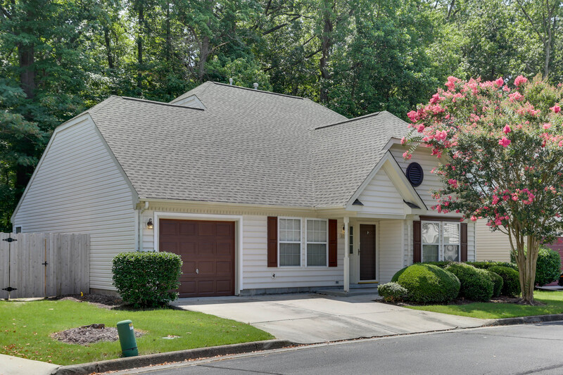 Chesapeake House: 1133 Lady Ashley Dr