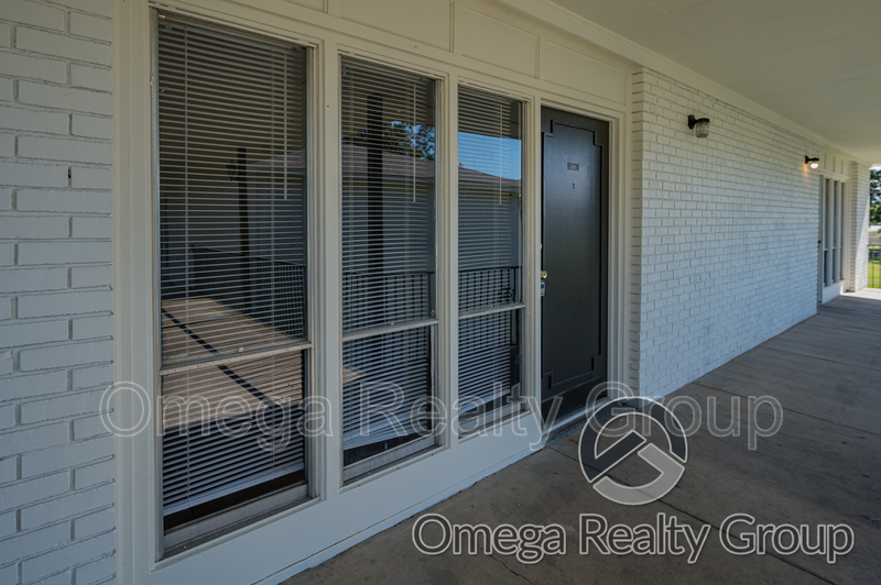 Montgomery Condo: 4724 S Court St