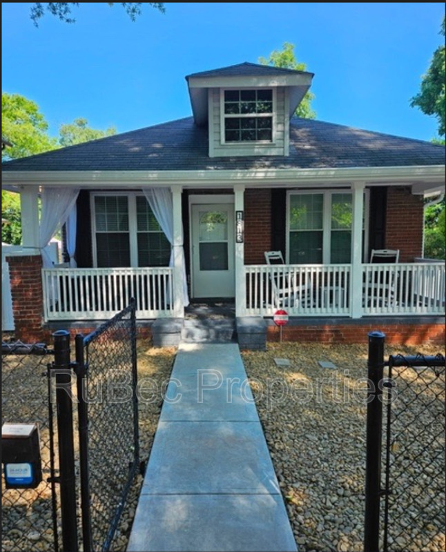 Charlotte House: 1813 Brewton St