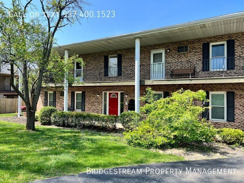 Dayton House: 7123 Springboro Pike
