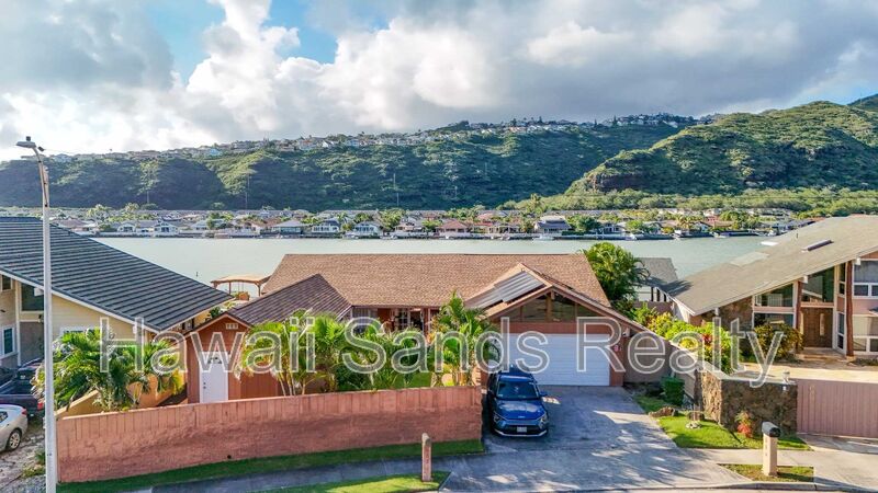 Honolulu House: 662 Kalanipuu St- Studio