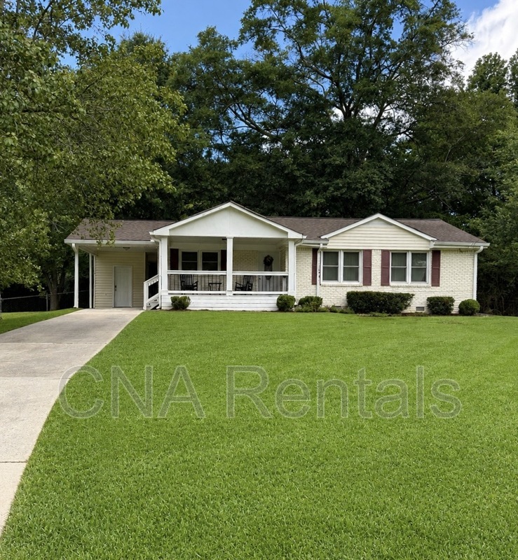 Marietta House: 2040 Panstone Ct SW
