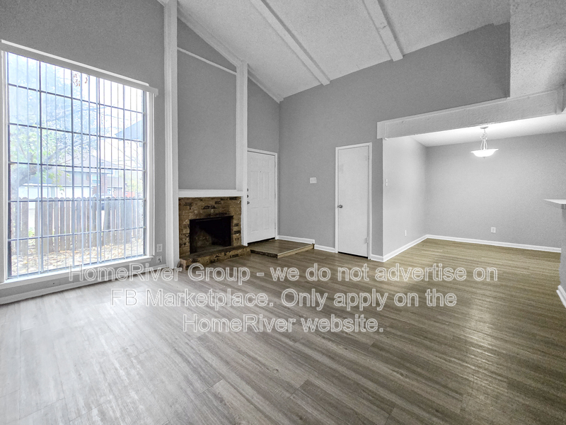 Grand Prairie Townhome: 2615 San Sabastian Cir