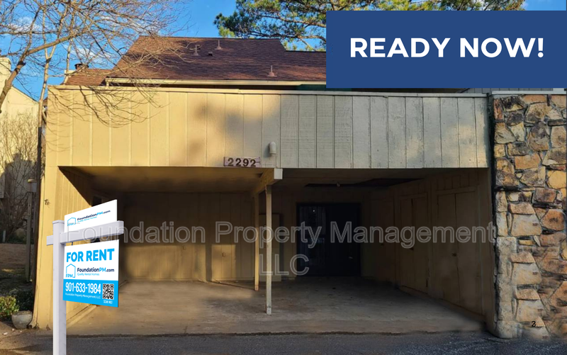 Memphis House: 2292 Foxmoor Lane