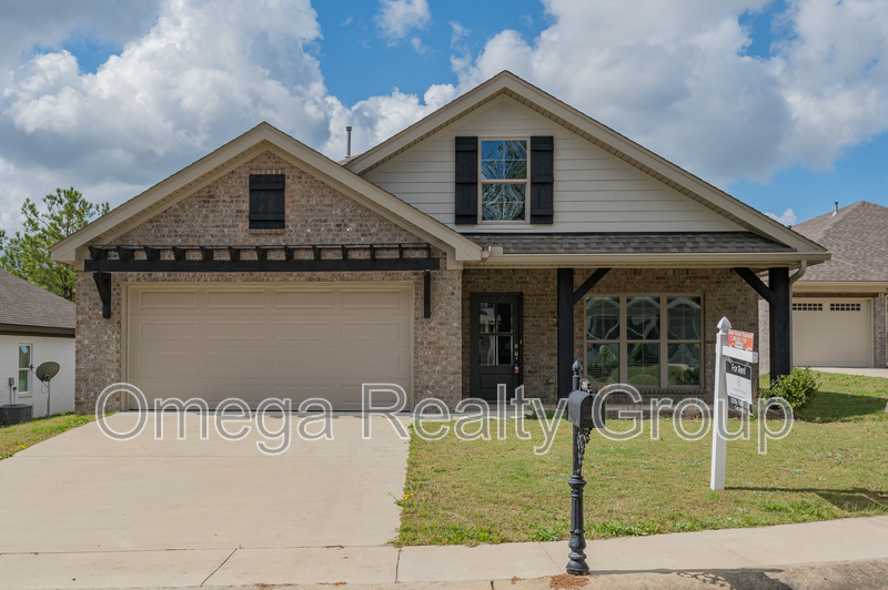 Brookwood House: 11578 Crimson Ridge Rd