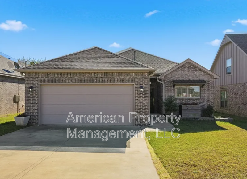 Coweta House: 26882 East 143rd Street S