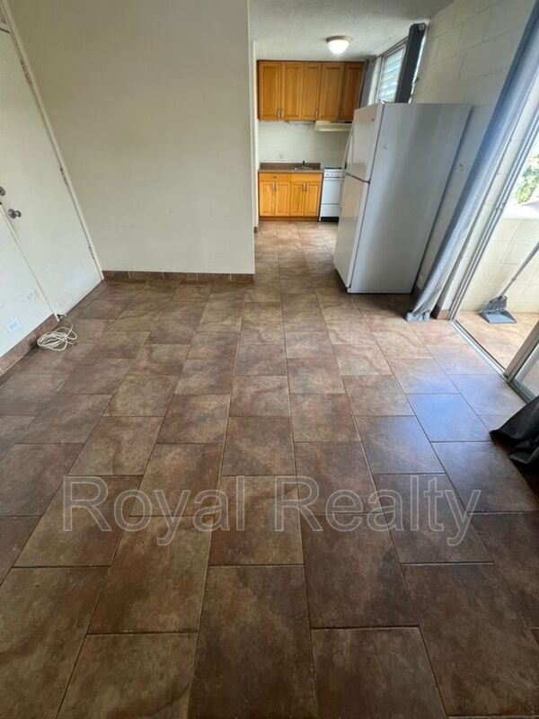 Honolulu Condo: 2649 Varsity Place