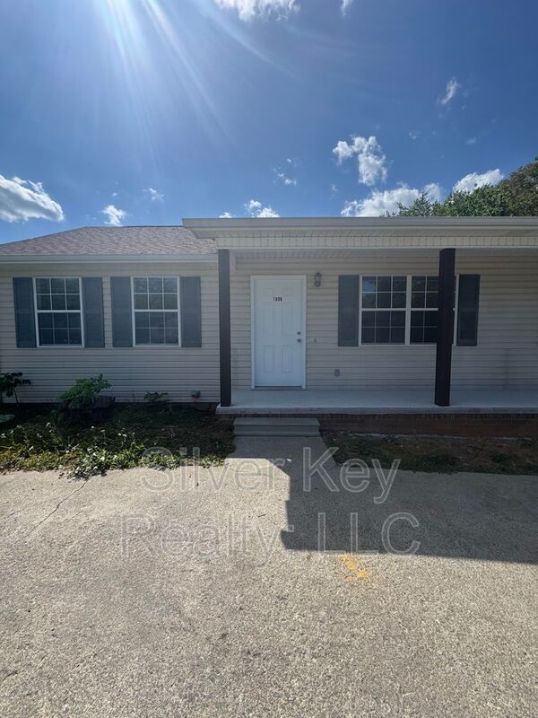 Athens Condo: 1906 North Jackson Street