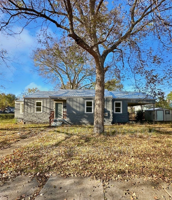 Birmingham House: 2026 Lee Court