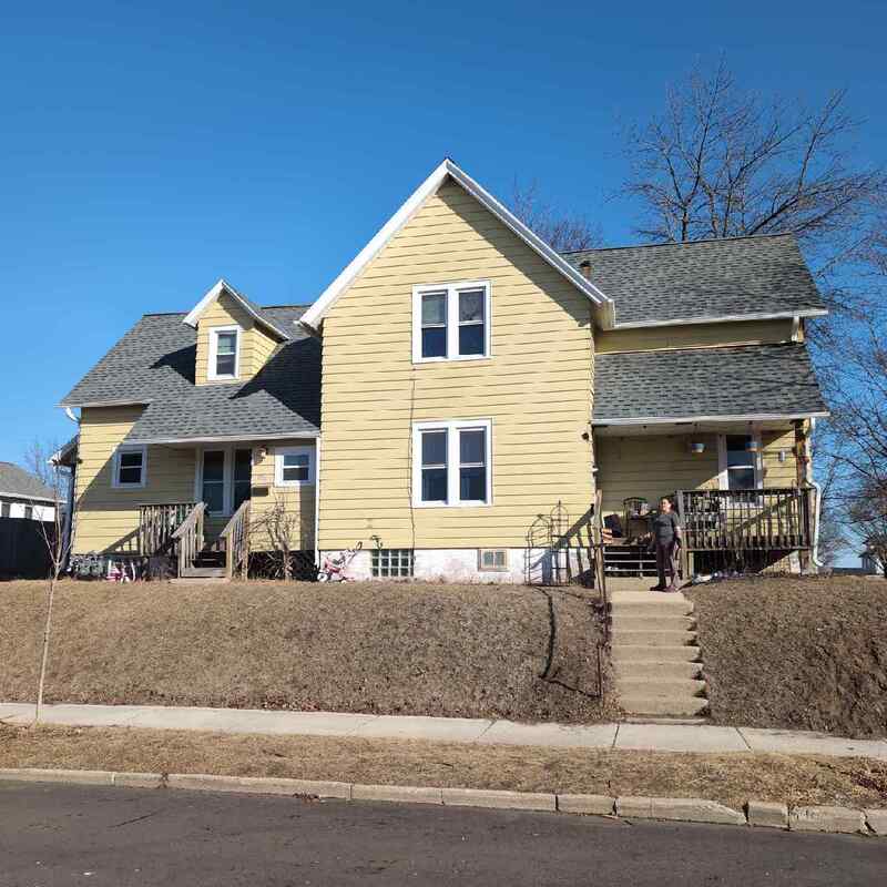 Sheboygan Condo: 904 Swift Avenue - upper