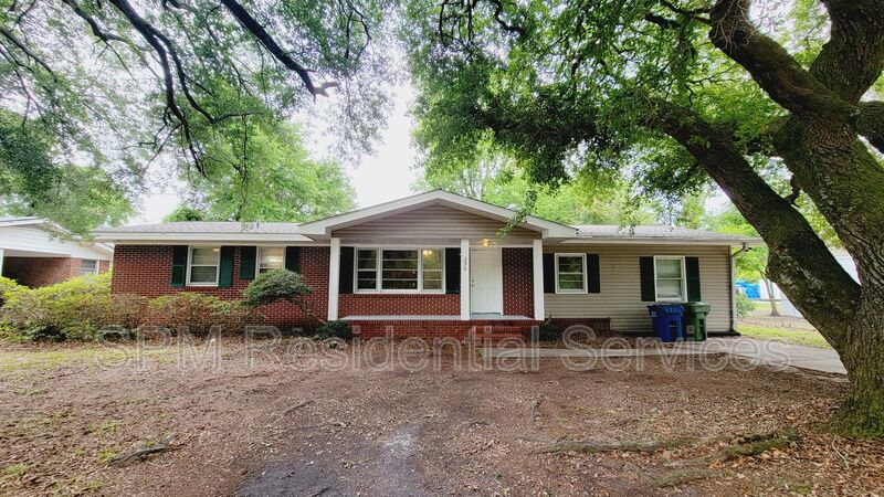 Wilmington House: 236 Rose Ave