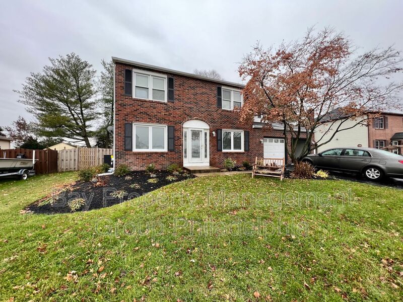Bensalem House: 4233 Remo Crescent Rd