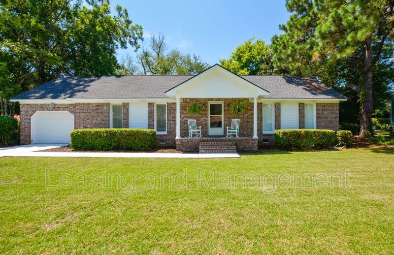 Charleston House: 1265 Cornwallis Road