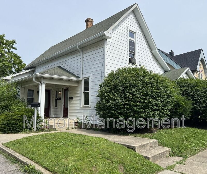 Lebanon House: 716 North Meridian Street