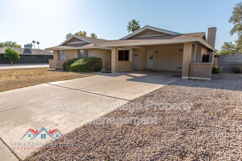 Tempe House: 704 E La Jolla Dr