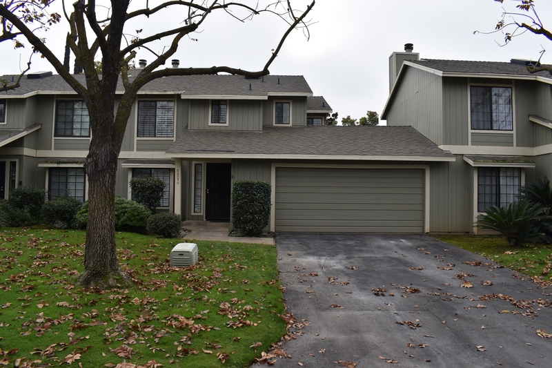 Fresno House: 4727 East Alamos Avenue #121A - 1