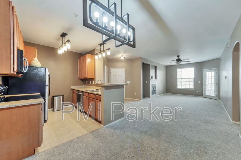 Parker Condo: 17555 Nature Walk Trl