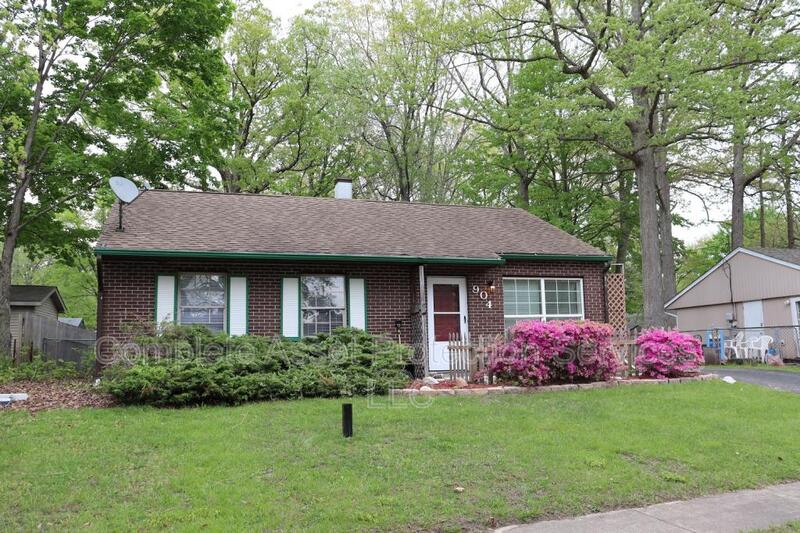 Michigan City House: 904 Tall Timber Dr