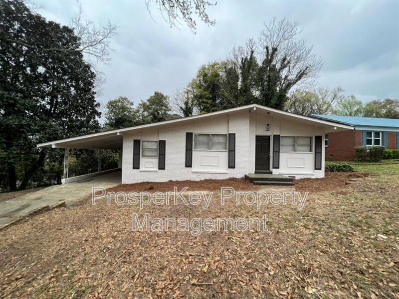 Columbus House: 1 Esquiline Ct