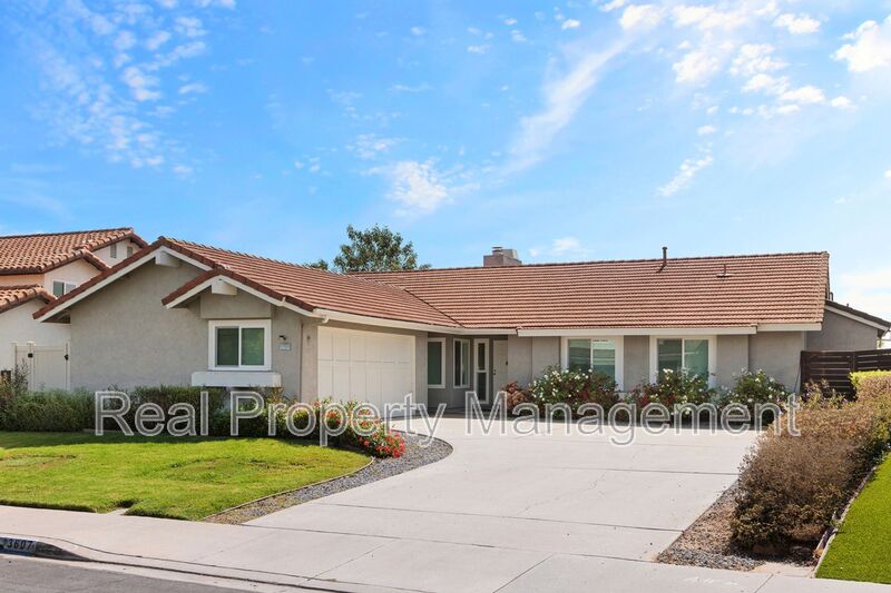 Carlsbad House: 3607 Laredo St