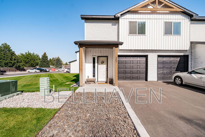 Rigby Townhome: 380 S 3rd W