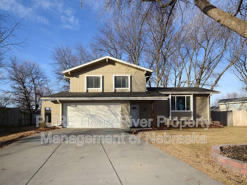 Omaha House: 13951 Jefferson Cr