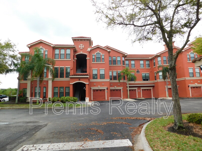Clearwater Condo: 2713 Via Murano 224