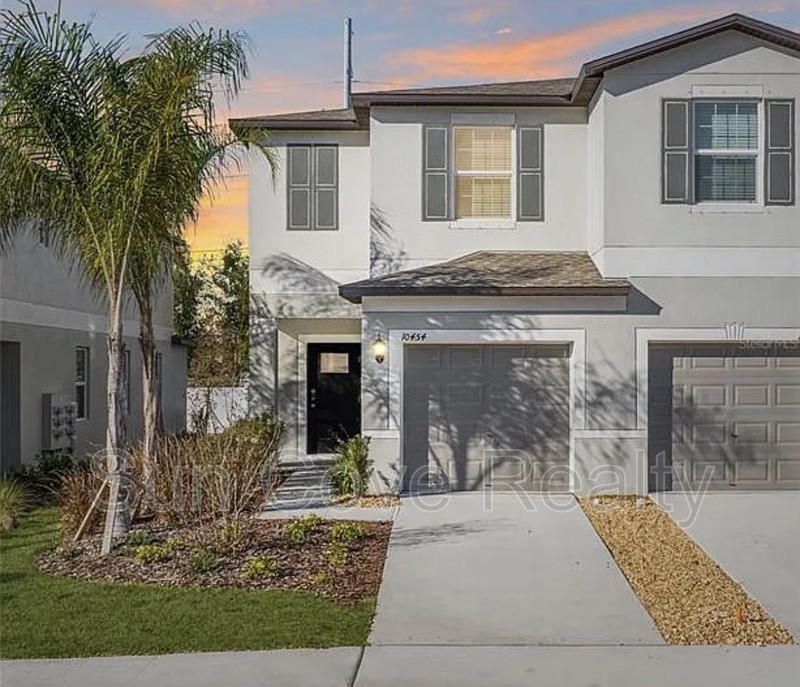 Riverview Townhome: 10454 Shady Preserve Dr