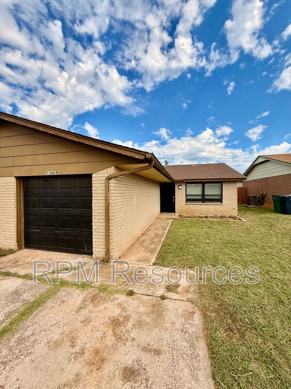 Yukon Condo: 12409 SW 2nd St