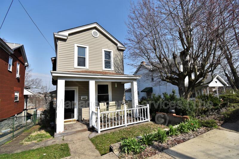 Request a Viewing for 2447 Dewey Street Tenant Turner